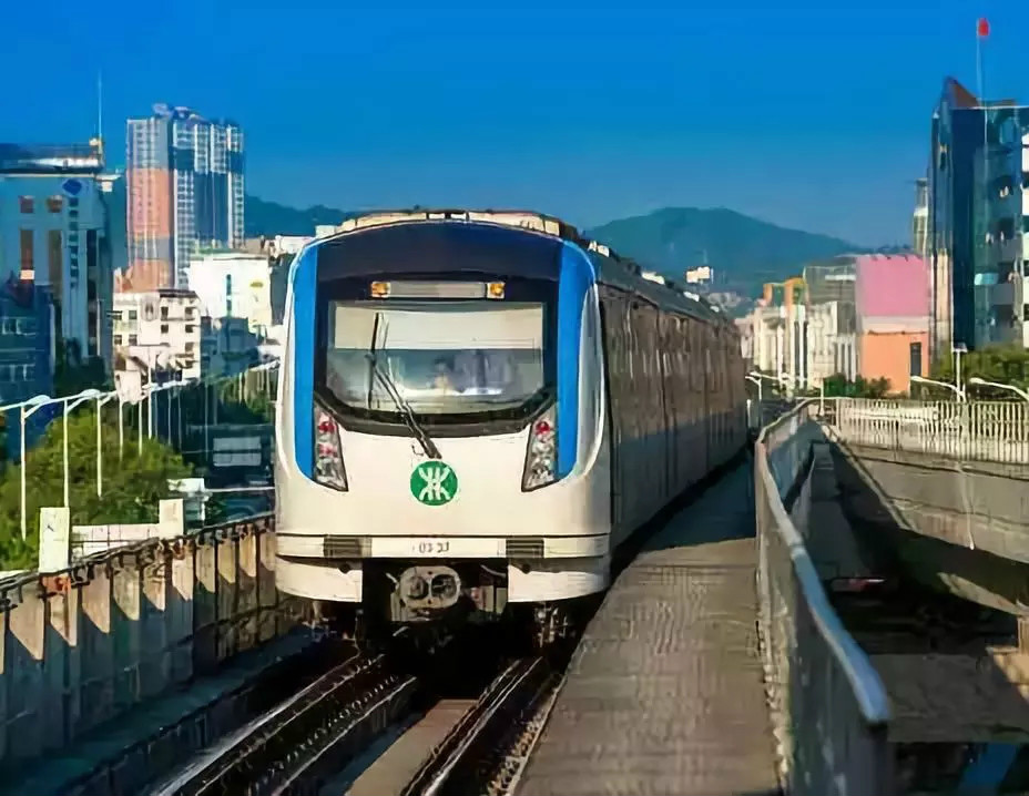 640.webp (14).jpg 640.webp (14).jpg