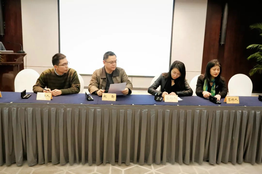 640.webp (15).jpg 640.webp (15).jpg