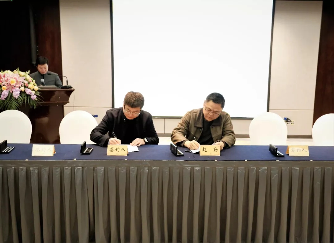 640.webp (19).jpg 640.webp (19).jpg