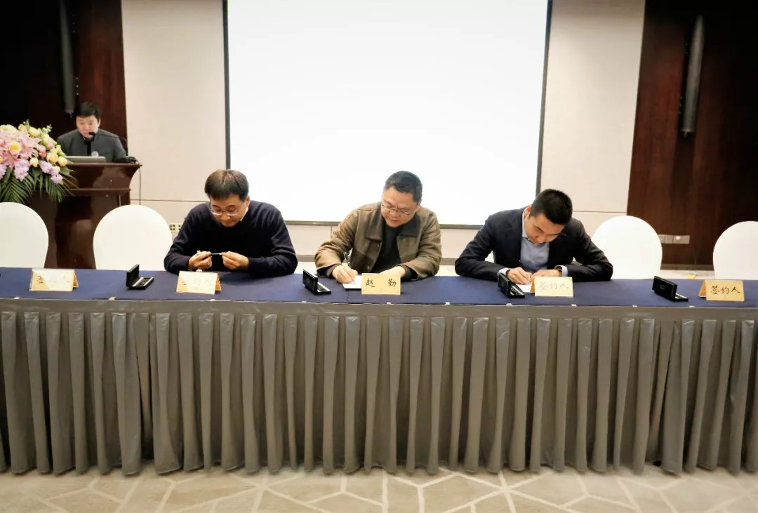 640.webp (23).jpg 640.webp (23).jpg